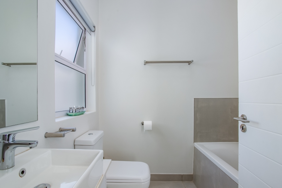 3 Bedroom Property for Sale in Mountain Crest Private Estate Western Cape